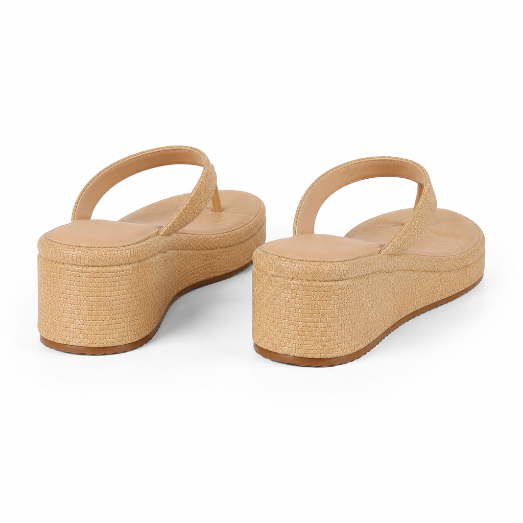 Brown Straw 2 Women's Open-Toe Platform-Wedge Slip-On Thong Sandals heel detail
