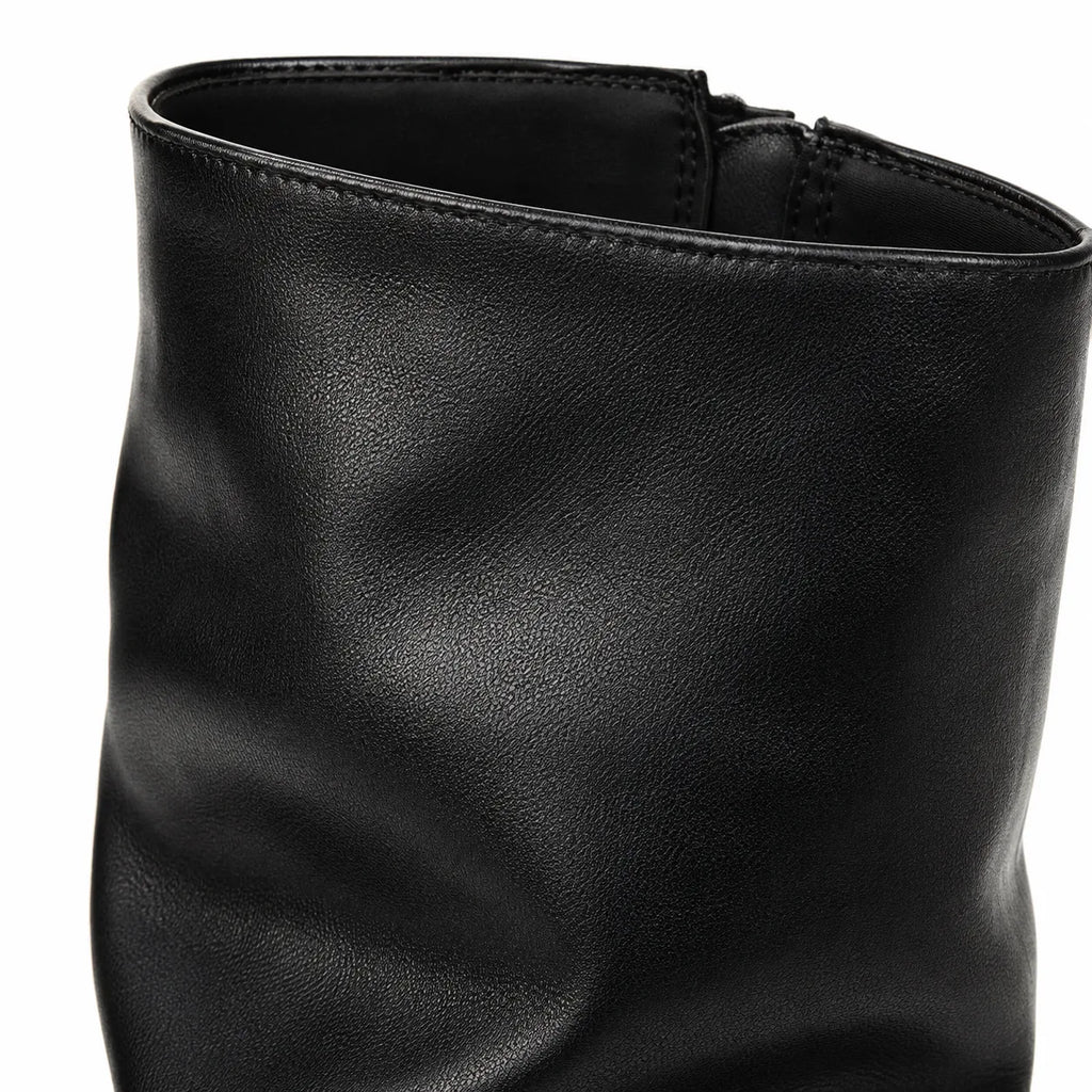 Deep Black Sistiana Slouchy Block-Heel Boots close-up detail