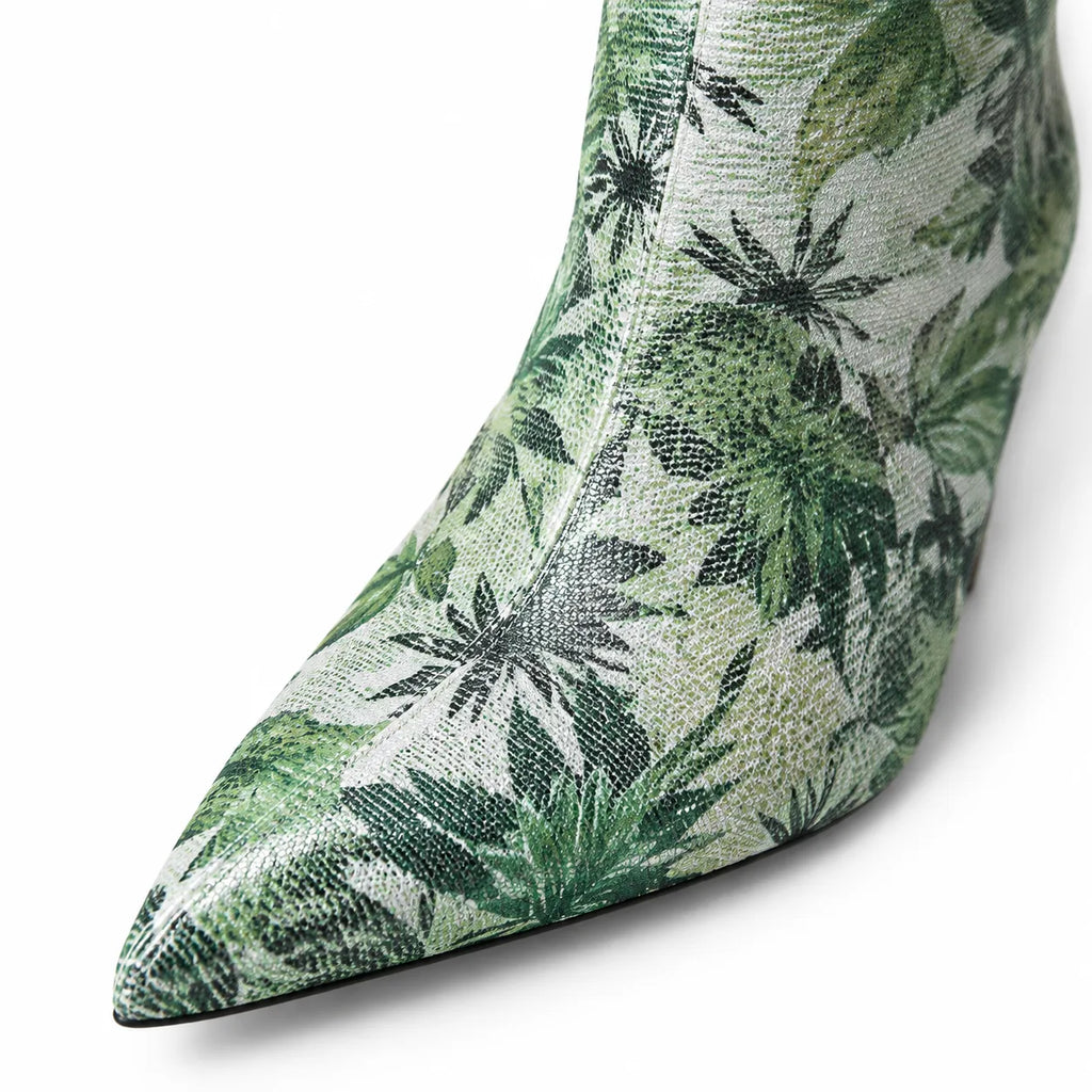 Olive Desert Formia Stiletto Boots close-up detail