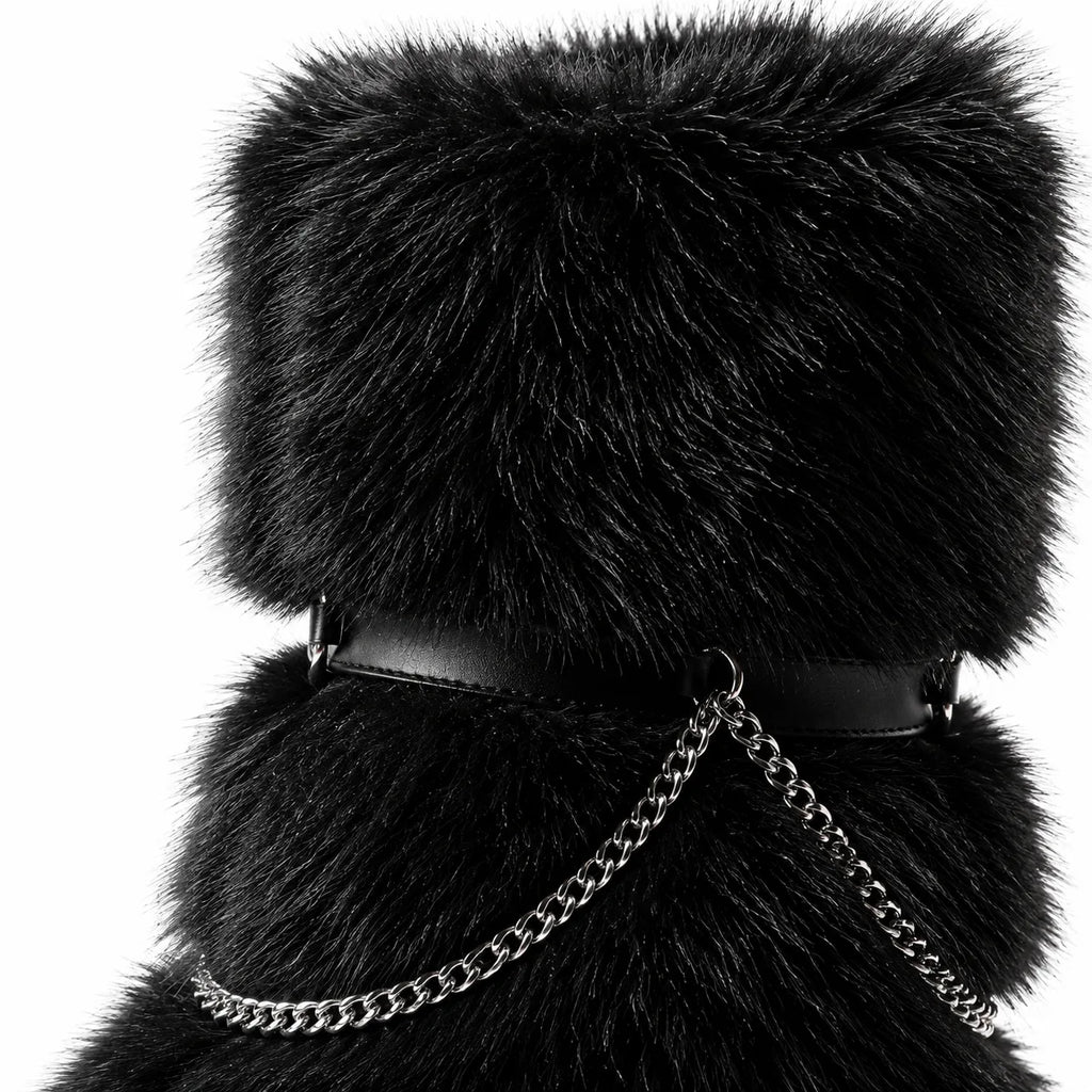 Deep Black Agistri Chain Boots close-up detail