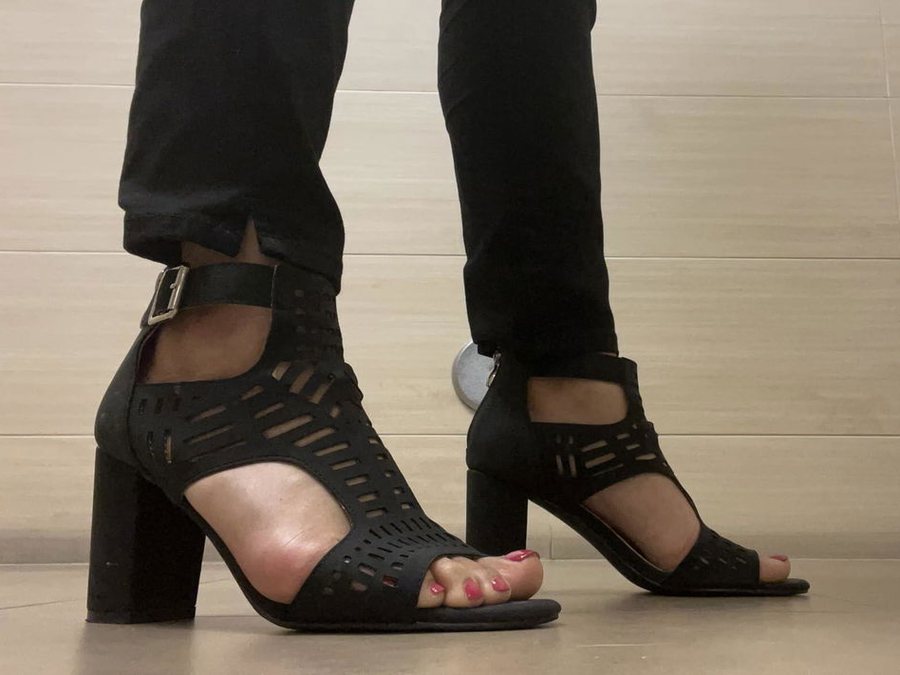 Customer photo of the Bianca Sandals